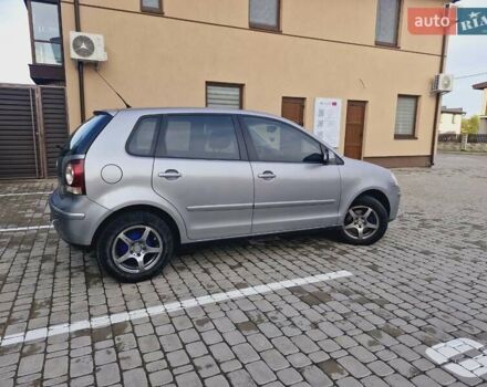 Серый Фольксваген Поло, объемом двигателя 1.4 л и пробегом 217 тыс. км за 5999 $, фото 9 на Automoto.ua