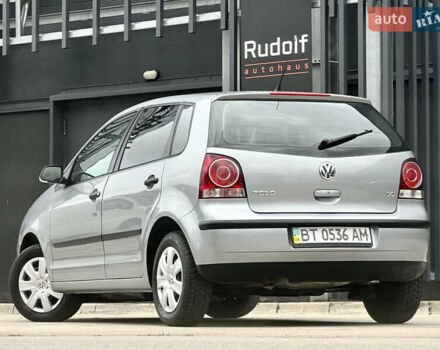 Серый Фольксваген Поло, объемом двигателя 1.4 л и пробегом 192 тыс. км за 5900 $, фото 6 на Automoto.ua