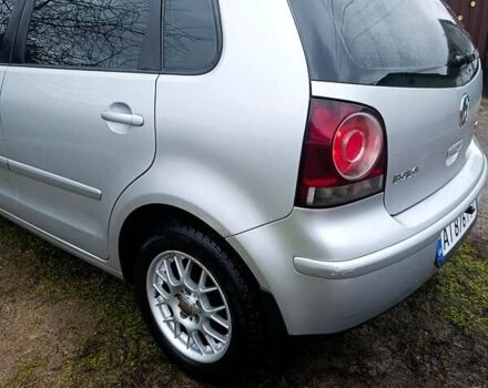 Сірий Фольксваген Поло, об'ємом двигуна 1.39 л та пробігом 267 тис. км за 4200 $, фото 3 на Automoto.ua