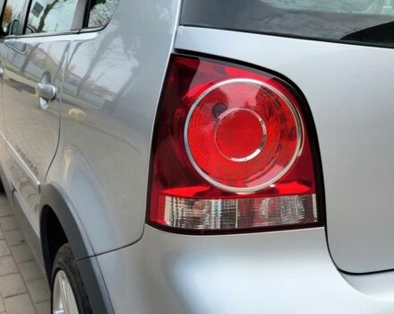 Сірий Фольксваген Поло, об'ємом двигуна 1.4 л та пробігом 180 тис. км за 6900 $, фото 20 на Automoto.ua