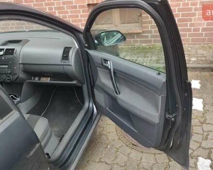 Серый Фольксваген Поло, объемом двигателя 1.2 л и пробегом 246 тыс. км за 4590 $, фото 11 на Automoto.ua