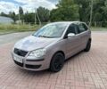 Серый Фольксваген Поло, объемом двигателя 1.4 л и пробегом 195 тыс. км за 3300 $, фото 1 на Automoto.ua
