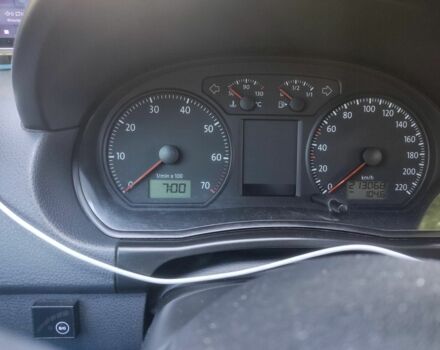 Серый Фольксваген Поло, объемом двигателя 1.4 л и пробегом 220 тыс. км за 6500 $, фото 7 на Automoto.ua