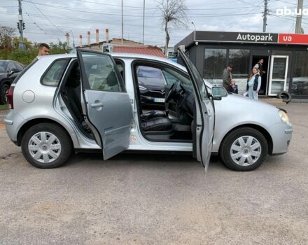 Серый Фольксваген Поло, объемом двигателя 1.4 л и пробегом 257 тыс. км за 4790 $, фото 13 на Automoto.ua