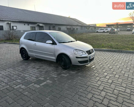 Сірий Фольксваген Поло, об'ємом двигуна 1.42 л та пробігом 223 тис. км за 4700 $, фото 3 на Automoto.ua