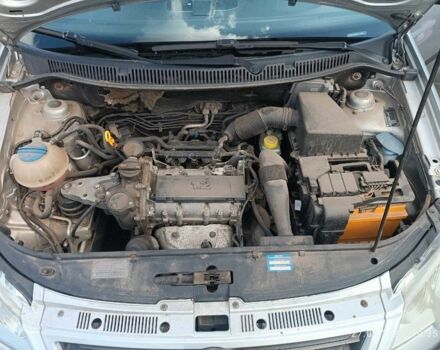 Серый Фольксваген Поло, объемом двигателя 1.2 л и пробегом 216 тыс. км за 4500 $, фото 9 на Automoto.ua