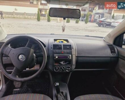 Серый Фольксваген Поло, объемом двигателя 1.4 л и пробегом 217 тыс. км за 5999 $, фото 24 на Automoto.ua