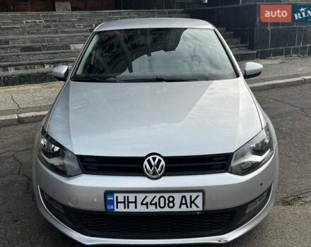 Сірий Фольксваген Поло, об'ємом двигуна 1.39 л та пробігом 245 тис. км за 6000 $, фото 3 на Automoto.ua