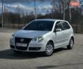 Серый Фольксваген Поло, объемом двигателя 1.39 л и пробегом 197 тыс. км за 4500 $, фото 1 на Automoto.ua