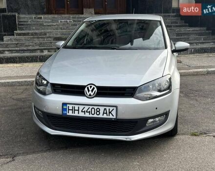 Сірий Фольксваген Поло, об'ємом двигуна 1.39 л та пробігом 245 тис. км за 6000 $, фото 1 на Automoto.ua
