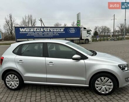 Серый Фольксваген Поло, объемом двигателя 1.6 л и пробегом 177 тыс. км за 8650 $, фото 2 на Automoto.ua