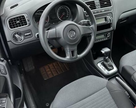 Серый Фольксваген Поло, объемом двигателя 1.6 л и пробегом 177 тыс. км за 8650 $, фото 19 на Automoto.ua