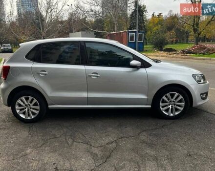 Сірий Фольксваген Поло, об'ємом двигуна 1.39 л та пробігом 245 тис. км за 6000 $, фото 5 на Automoto.ua