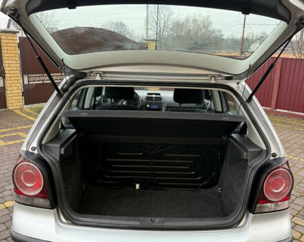 Сірий Фольксваген Поло, об'ємом двигуна 1.39 л та пробігом 139 тис. км за 5100 $, фото 6 на Automoto.ua