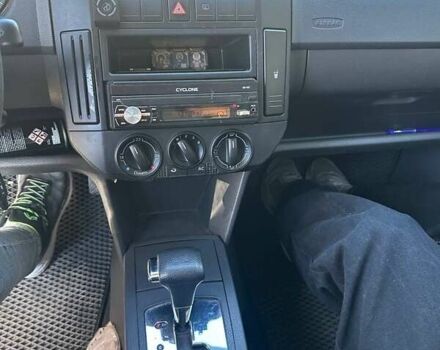 Сірий Фольксваген Поло, об'ємом двигуна 1.39 л та пробігом 147 тис. км за 6700 $, фото 38 на Automoto.ua