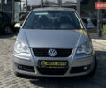 Серый Фольксваген Поло, объемом двигателя 1.2 л и пробегом 190 тыс. км за 5000 $, фото 1 на Automoto.ua