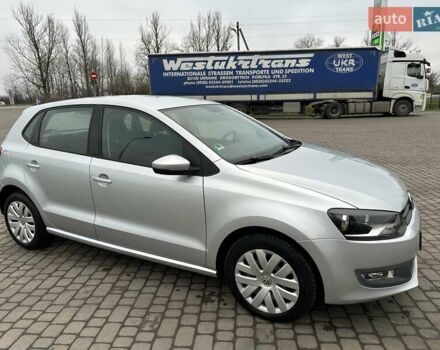 Серый Фольксваген Поло, объемом двигателя 1.6 л и пробегом 177 тыс. км за 8650 $, фото 1 на Automoto.ua