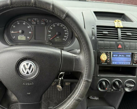 Сірий Фольксваген Поло, об'ємом двигуна 1.39 л та пробігом 139 тис. км за 5100 $, фото 7 на Automoto.ua