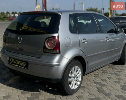 Серый Фольксваген Поло, объемом двигателя 1.2 л и пробегом 190 тыс. км за 5000 $, фото 6 на Automoto.ua