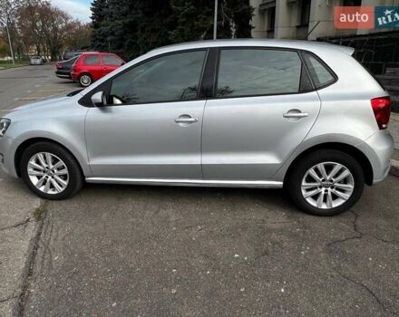 Сірий Фольксваген Поло, об'ємом двигуна 1.39 л та пробігом 245 тис. км за 6000 $, фото 6 на Automoto.ua