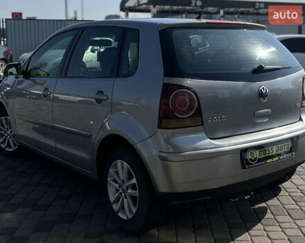 Серый Фольксваген Поло, объемом двигателя 1.2 л и пробегом 190 тыс. км за 5000 $, фото 4 на Automoto.ua