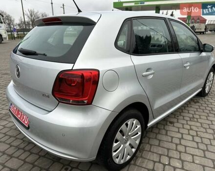 Серый Фольксваген Поло, объемом двигателя 1.6 л и пробегом 177 тыс. км за 8650 $, фото 5 на Automoto.ua