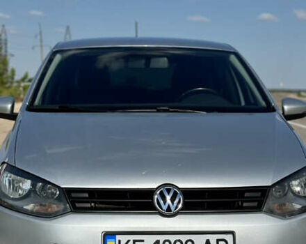 Сірий Фольксваген Поло, об'ємом двигуна 1.6 л та пробігом 296 тис. км за 7800 $, фото 1 на Automoto.ua