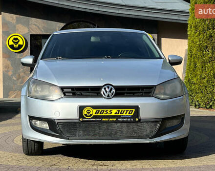 Серый Фольксваген Поло, объемом двигателя 1.39 л и пробегом 273 тыс. км за 5900 $, фото 1 на Automoto.ua