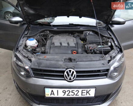 Сірий Фольксваген Поло, об'ємом двигуна 1.2 л та пробігом 277 тис. км за 4500 $, фото 32 на Automoto.ua