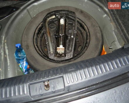 Сірий Фольксваген Поло, об'ємом двигуна 1.2 л та пробігом 277 тис. км за 4500 $, фото 13 на Automoto.ua