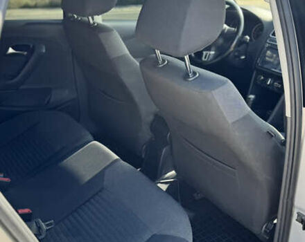 Сірий Фольксваген Поло, об'ємом двигуна 1.6 л та пробігом 296 тис. км за 7800 $, фото 15 на Automoto.ua