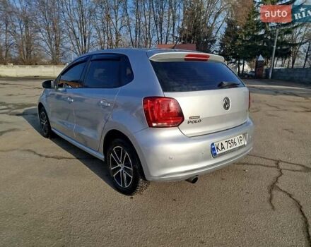 Серый Фольксваген Поло, объемом двигателя 1.39 л и пробегом 195 тыс. км за 5900 $, фото 4 на Automoto.ua