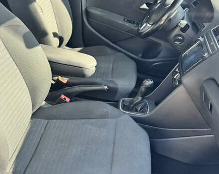 Сірий Фольксваген Поло, об'ємом двигуна 1.6 л та пробігом 296 тис. км за 7800 $, фото 13 на Automoto.ua