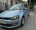 Серый Фольксваген Поло, объемом двигателя 1.2 л и пробегом 150 тыс. км за 6000 $, фото 2 на Automoto.ua