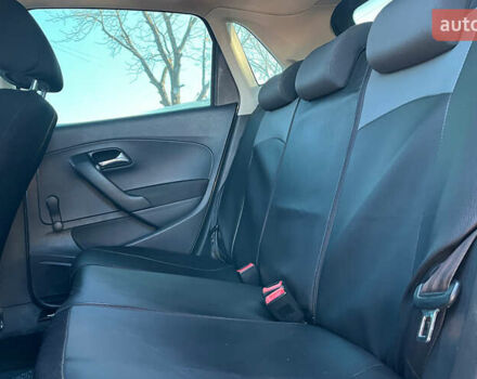 Сірий Фольксваген Поло, об'ємом двигуна 1.2 л та пробігом 175 тис. км за 6800 $, фото 16 на Automoto.ua