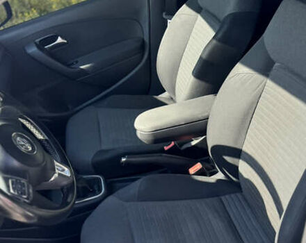 Сірий Фольксваген Поло, об'ємом двигуна 1.6 л та пробігом 296 тис. км за 7800 $, фото 11 на Automoto.ua