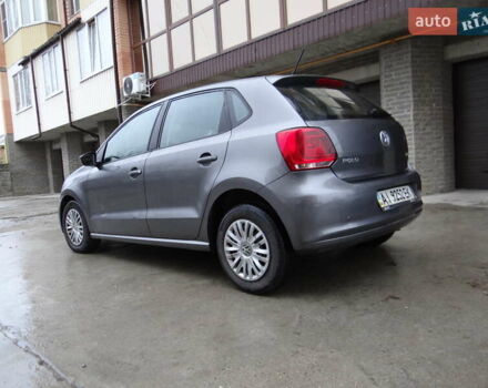 Сірий Фольксваген Поло, об'ємом двигуна 1.2 л та пробігом 277 тис. км за 4500 $, фото 5 на Automoto.ua