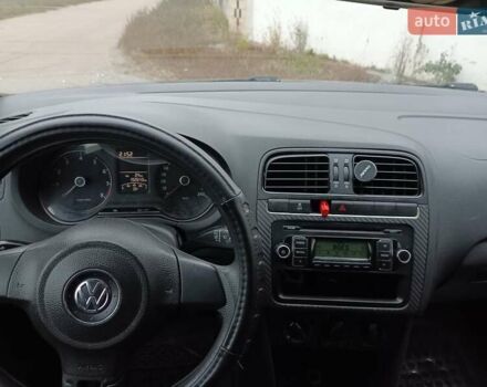 Серый Фольксваген Поло, объемом двигателя 1.2 л и пробегом 192 тыс. км за 3800 $, фото 10 на Automoto.ua