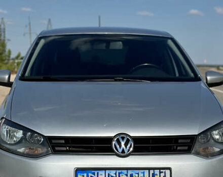 Сірий Фольксваген Поло, об'ємом двигуна 1.6 л та пробігом 215 тис. км за 6800 $, фото 2 на Automoto.ua