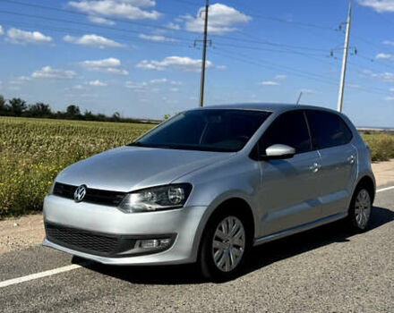 Сірий Фольксваген Поло, об'ємом двигуна 1.6 л та пробігом 215 тис. км за 6800 $, фото 3 на Automoto.ua