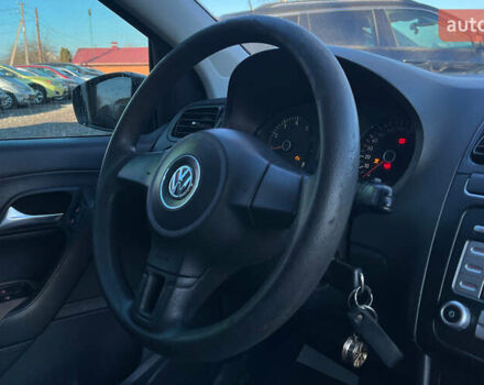 Сірий Фольксваген Поло, об'ємом двигуна 1.2 л та пробігом 175 тис. км за 6800 $, фото 13 на Automoto.ua