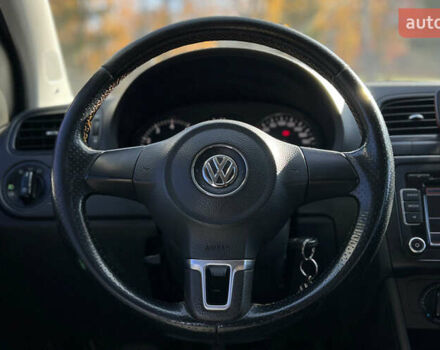 Серый Фольксваген Поло, объемом двигателя 1.39 л и пробегом 273 тыс. км за 5900 $, фото 9 на Automoto.ua