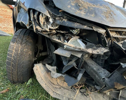 Серый Фольксваген Поло, объемом двигателя 1.6 л и пробегом 286 тыс. км за 3500 $, фото 2 на Automoto.ua