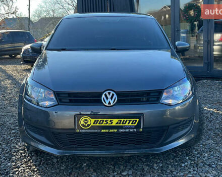 Сірий Фольксваген Поло, об'ємом двигуна 1.2 л та пробігом 175 тис. км за 6800 $, фото 1 на Automoto.ua