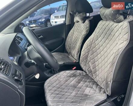 Серый Фольксваген Поло, объемом двигателя 1.4 л и пробегом 195 тыс. км за 6490 $, фото 17 на Automoto.ua