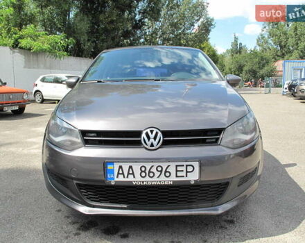 Сірий Фольксваген Поло, об'ємом двигуна 1.2 л та пробігом 227 тис. км за 5400 $, фото 4 на Automoto.ua