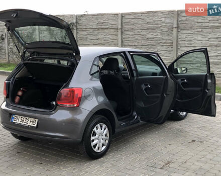 Серый Фольксваген Поло, объемом двигателя 1.39 л и пробегом 146 тыс. км за 7999 $, фото 17 на Automoto.ua