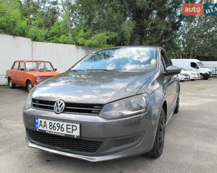 Сірий Фольксваген Поло, об'ємом двигуна 1.2 л та пробігом 227 тис. км за 5400 $, фото 3 на Automoto.ua