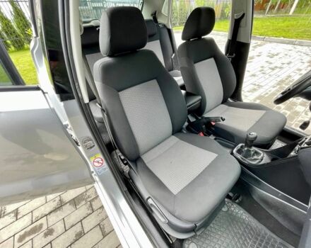 Серый Фольксваген Поло, объемом двигателя 1.2 л и пробегом 238 тыс. км за 5000 $, фото 17 на Automoto.ua