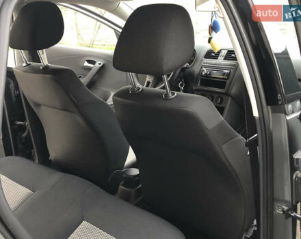 Серый Фольксваген Поло, объемом двигателя 1.39 л и пробегом 146 тыс. км за 7999 $, фото 27 на Automoto.ua